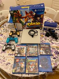 Playstation 4 500GB SLIM BIANCA + altri arricoli