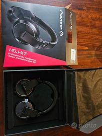 Cuffie Pioneer modello HDJ-X7
