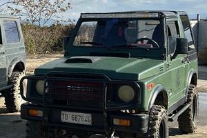 Suzuki Samurai