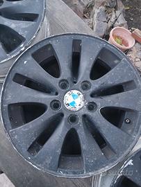 cerchione in lega bmw