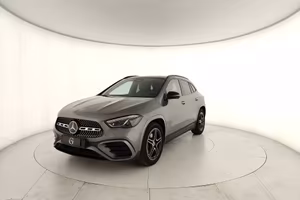 MERCEDES-BENZ GLA 200 d 4MATIC