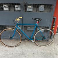 Bicicletta bianchi