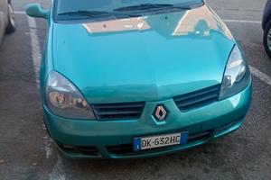 auto Renault Clio