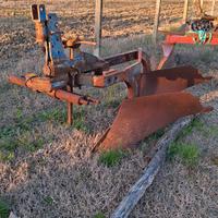 Aratro bivomere dondi