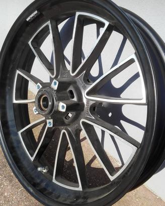 Cerchi in lega originali Ducati Diavel 1200