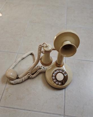 Telefono fisso vintage con disco rotante