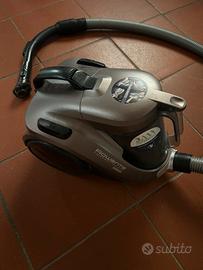 Aspirapolvere Rowenta compact power