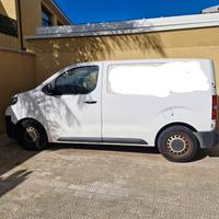 Furgone toyota autocarro proace