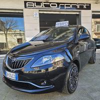 Lancia Ypsilon 1.0 FireFly 5 porte S&S Hybrid Silv