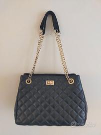 Borsa nera in vera pelle