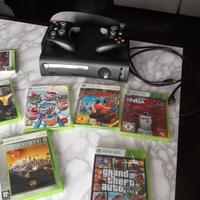 console XBOX 360 con 7 giochi e due controller 