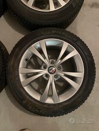 Cerchi e gomme antineve Giulietta