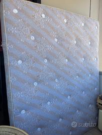 Materasso matrimoniale (gratuito)