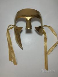 Maschera Dorata, Ispirata a Bridgerton