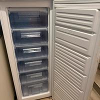 Congelatore lt 180