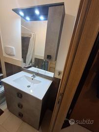 Mobile bagno+lavabo+specchio