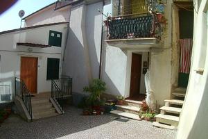 Trilocale a Scandriglia (RI)