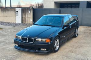 BMW 318is CLASS II ( 2500 esemplari )