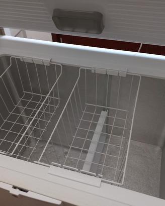 congelatore pozzetto Whirlpool