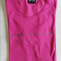 T-shirt pink, "Datch", used. Good status. 