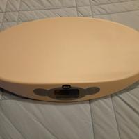 Bilancia pesa neonato