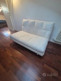 divano letto Ikea 140 x 200 ca.  da aperto