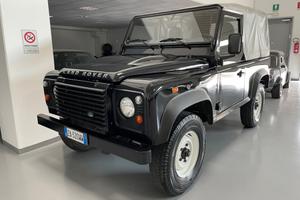 LAND ROVER Defender 90 2.4 TD4 Soft top E