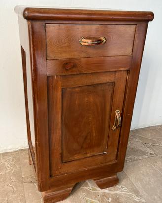 Comodino in legno vintage