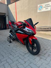 Yamaha YZF R125 2010