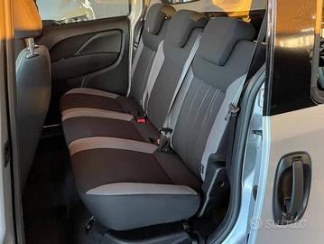 Fiat Doblò alette battitacco bocchette