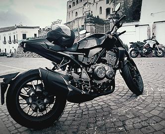 Honda CB 1000 R - 2023