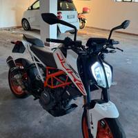 Ktm duke 390