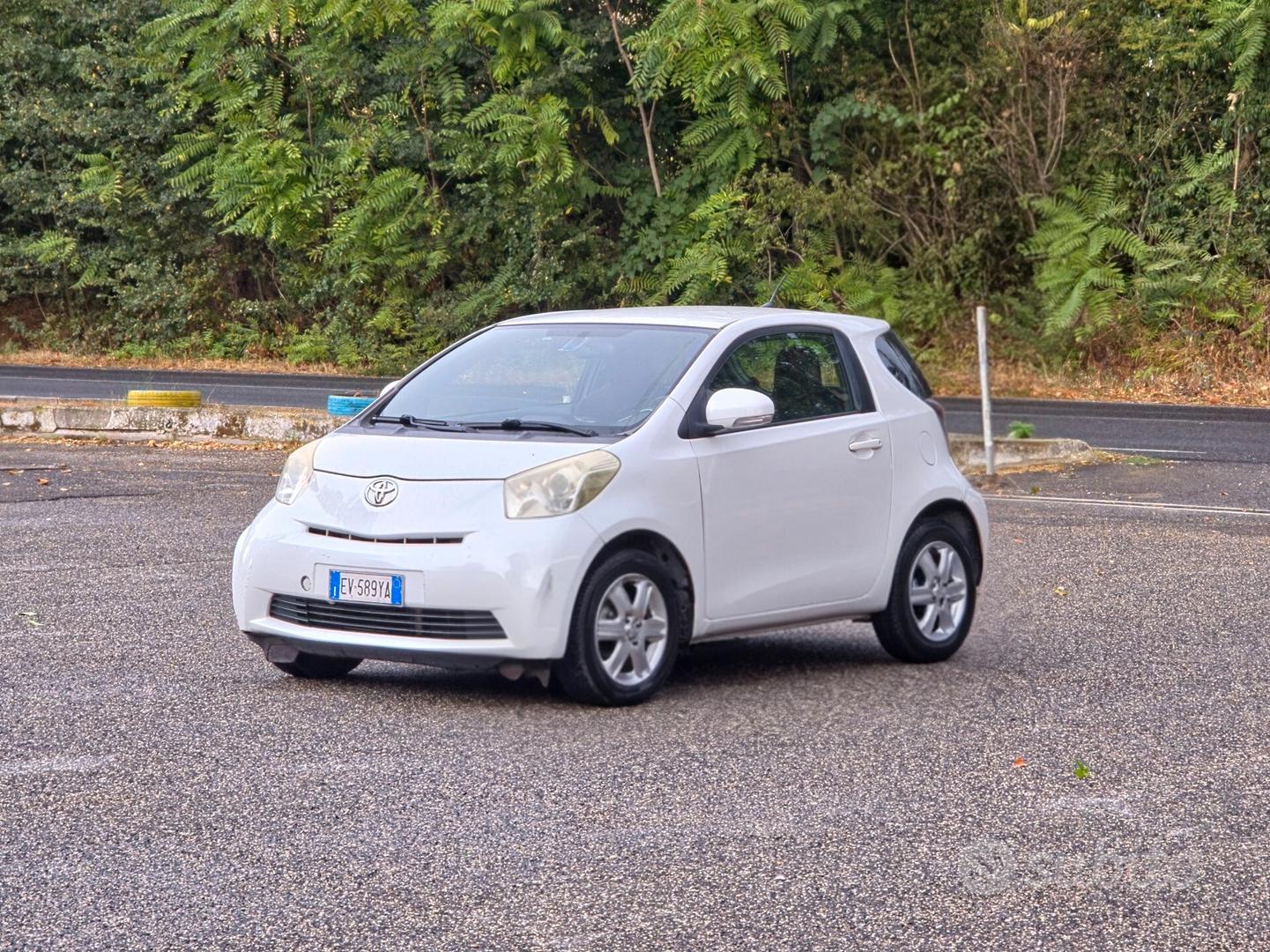 Toyota Iq 2010 photo 3