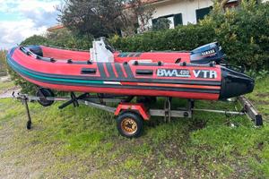 Gommone 25cv 2 tempi pronto alla navigazione