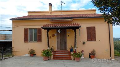 Tenuta bene abitabile .trattabile