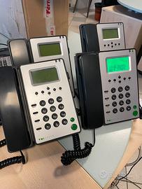 4 Telefoni fissi Voispees