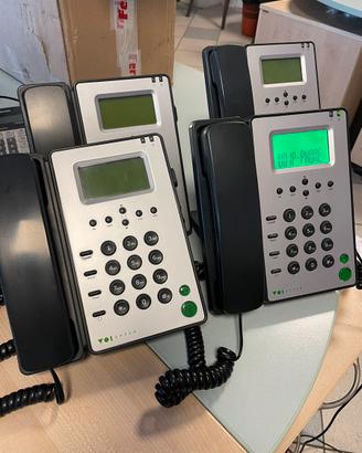 4 Telefoni fissi Voispees