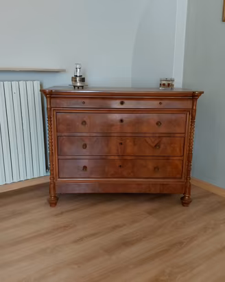 mobili classici per arredamento