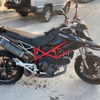 Ducati hypermotard 1100