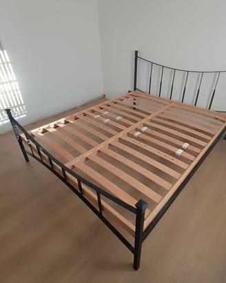 letto in ferro battuto 