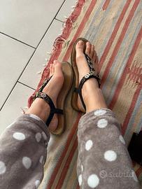 Ciabatte infradito strausate con strass