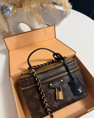 Louis Vuitton Vanity PM Monogram – Come nuova