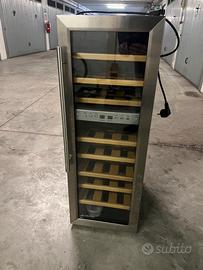 Cantinetta vini Klarstein 27 bottiglie 90L