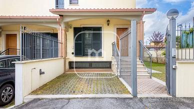 Villetta a schiera di 140 m² con 4 locali a Roma