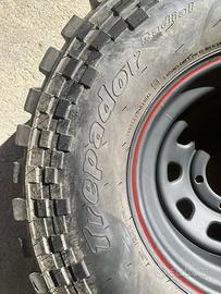 Cerchi e gomme  trepador 33 12.5 r25