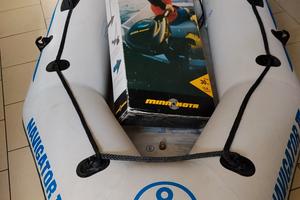 piccolo gommone 2 m
