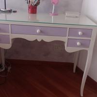 Armadio, cassettone, scrivania e libreria