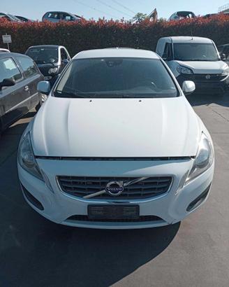 Volvo V60 del 2011 per ricambi