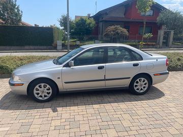 Volvo S40