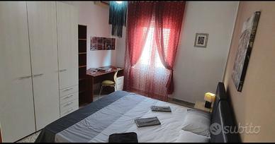 CAMERA SINGOLA CON BAGNO PRIVATO 350 €